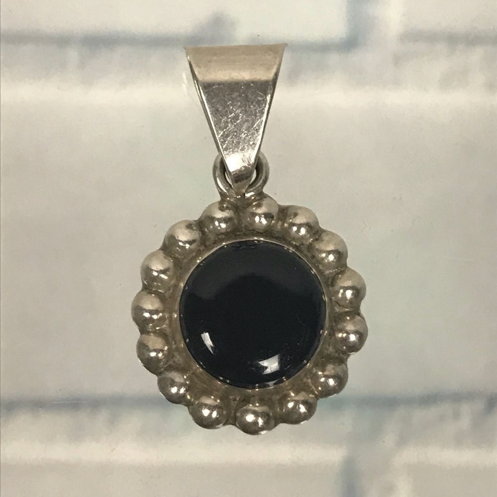 Vtg Taxco Sterling Silver Onyx Pendant Mexico TC65